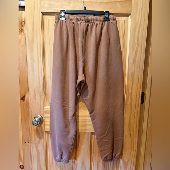 PINK Caramel Kiss Joggers High Rise Sweatpants Red Script Logo Brown women’s L - Picture 3 of 11